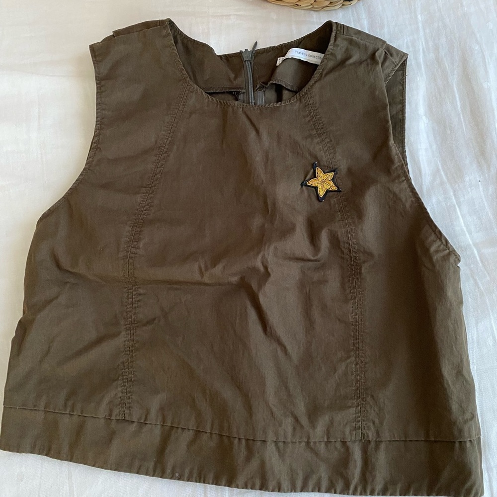 Tank top cropped top